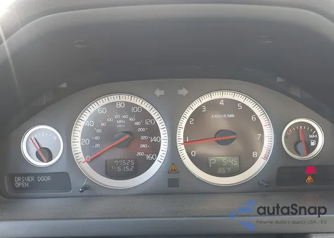 2013 Volvo Xc90 3.2/3.2 Platinum/3.2 Premier Plus z USA, uszkodzony, nr VIN YV4952CZXD1668030